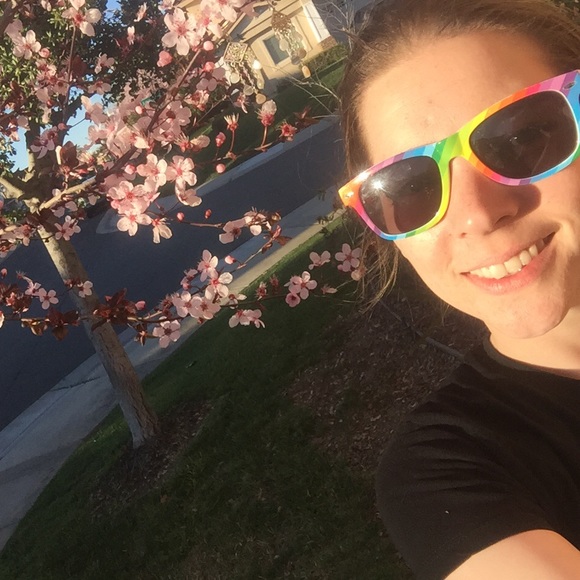 Meet your Posher, Britny - Picture 5 of 7